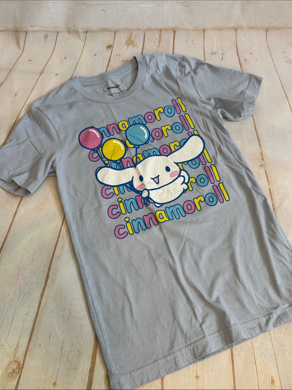 Sanrio Cinnamoroll Balloons Graphic Tee - Light Blue Gray